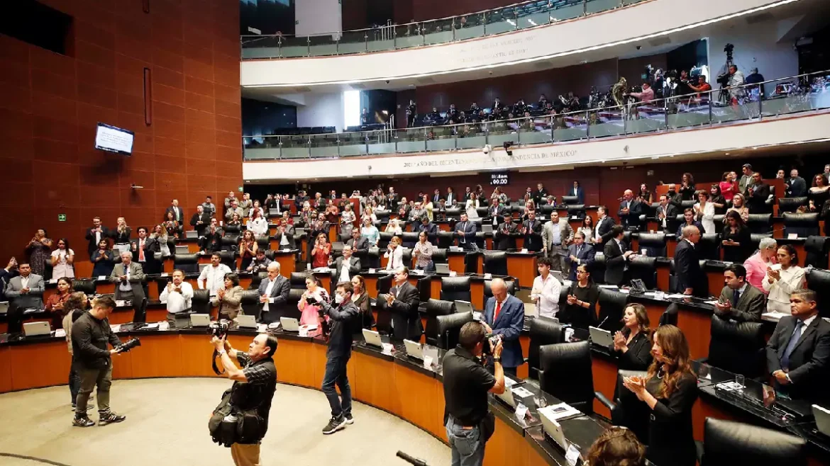 ¿Cuánto se asignaron de Navidad diputados y senadores?