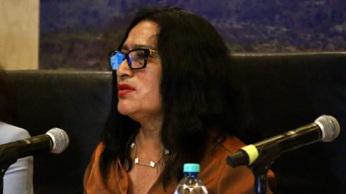 ¿Por qué la Fiscalía de Guerrero investiga a la alcaldesa de Acapulco por un collar de más de 227 mil pesos?