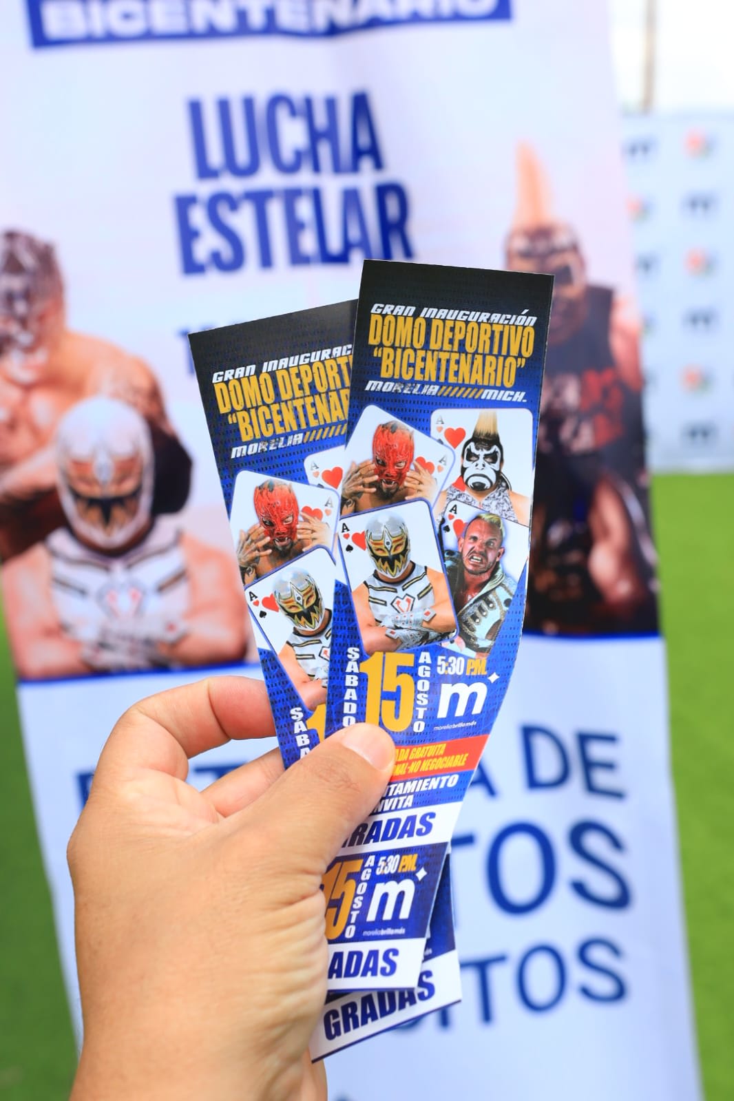Gobierno de Morelia inicia entrega gratuita de boletos para función de lucha libre