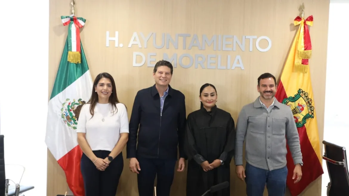 Alfonso Martínez toma protesta a Cecilia Escudero como nueva jueza municipal